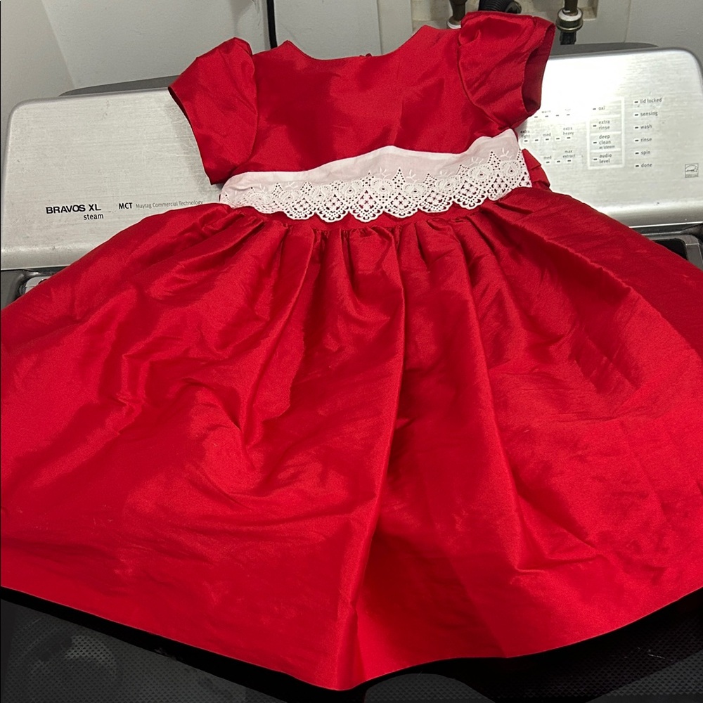 Girls 3T fancy formal dress Christmas valentines lace lined crinoline taffeta